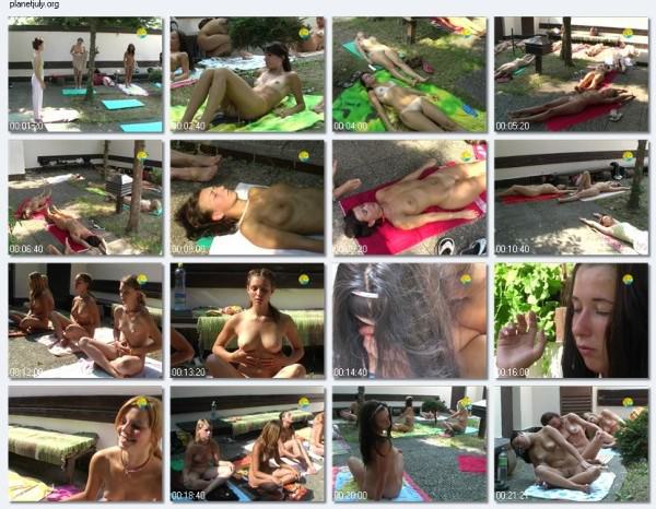 Young girls nudists practice yoga [Nudism-Planet]