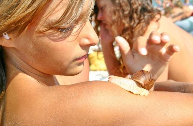 Beautiful pictures of nudists on the beach [Nudism-Planet]