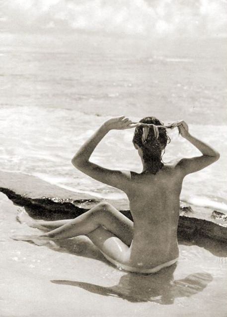 Retro nudism - beautiful photos of the forgotten past [Nudism-Planet]