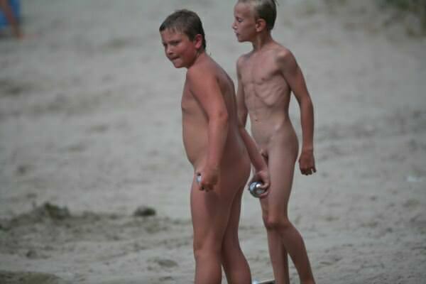 FKK Beach Profiles - Purenudism photo boys and girl [Nudism-Planet]
