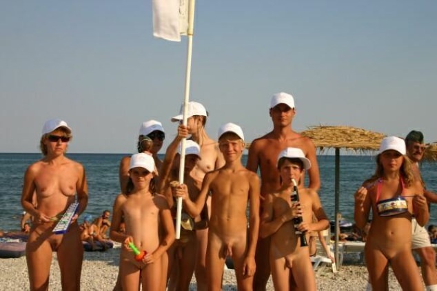 Nudism under the flag of Purenudism [Nudism-Planet]